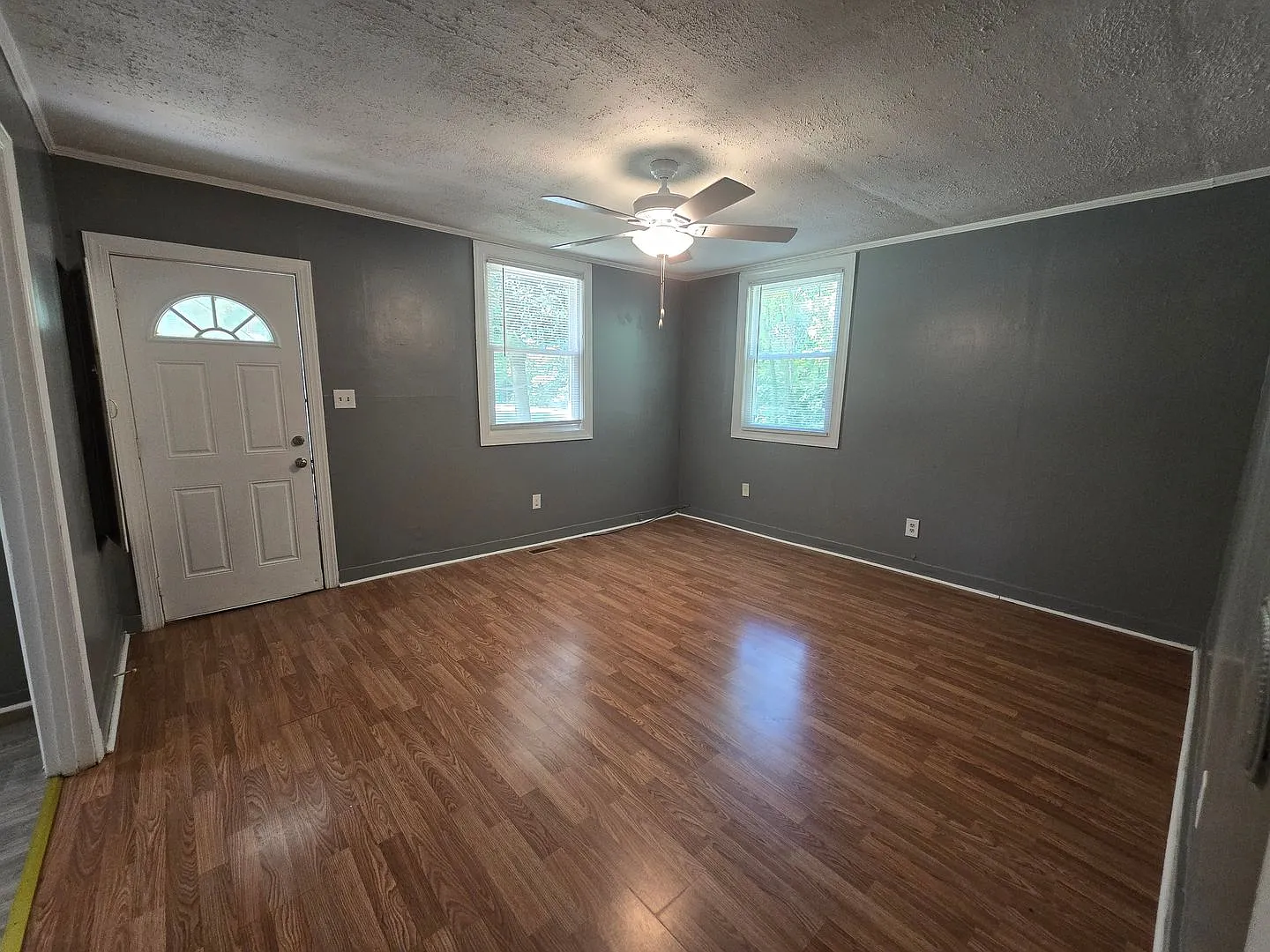 Newly Renovated 3 Bedroom, 2 Bath Home in the Heart of Sanford- Minutes from Sanford! — Photo 2