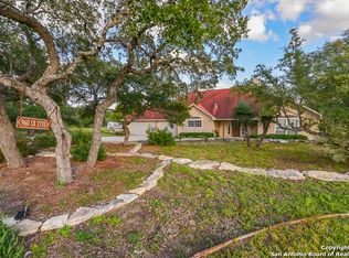 960 County Road 2720, Mico, TX 78056
