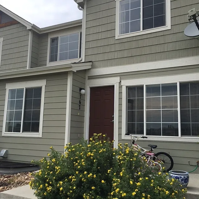 Building Photo - 805 Summer Hawk Dr #167
