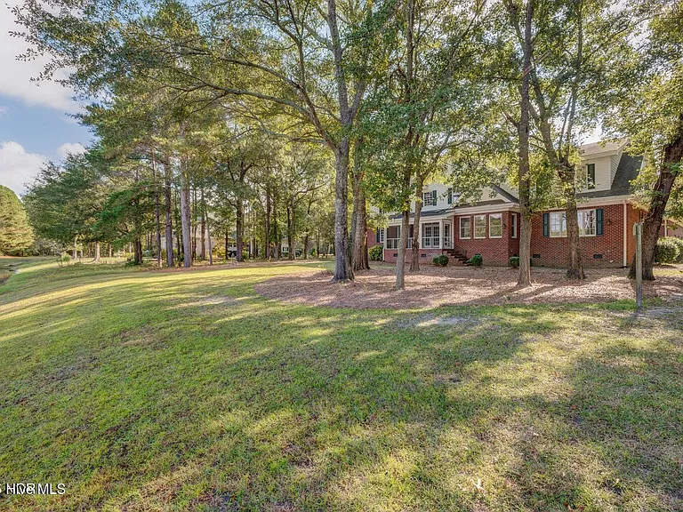 140 River Woods Dr — Photo 5
