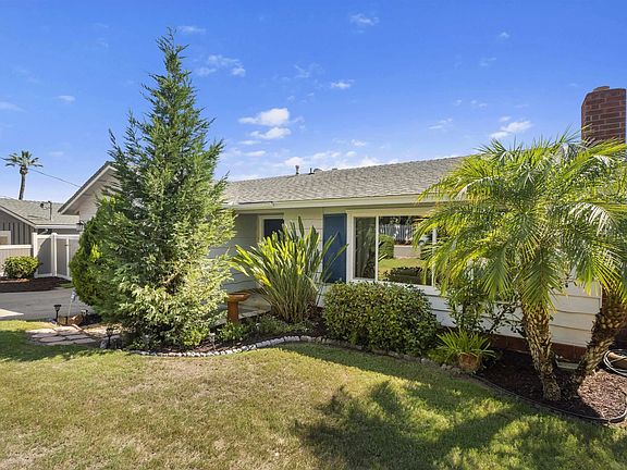 3rd image of 1346 Lindenwood Dr