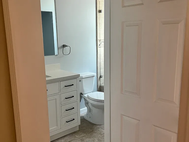 1391 N Altadena Dr #B — Photo 10