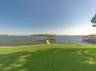 186 Scenic Dr, Mabank, TX 75156