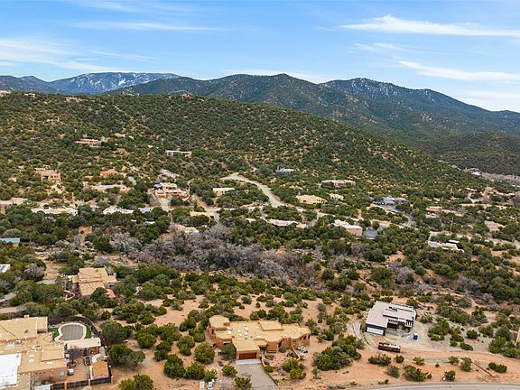 2nd image of 701 Gonzales Rd