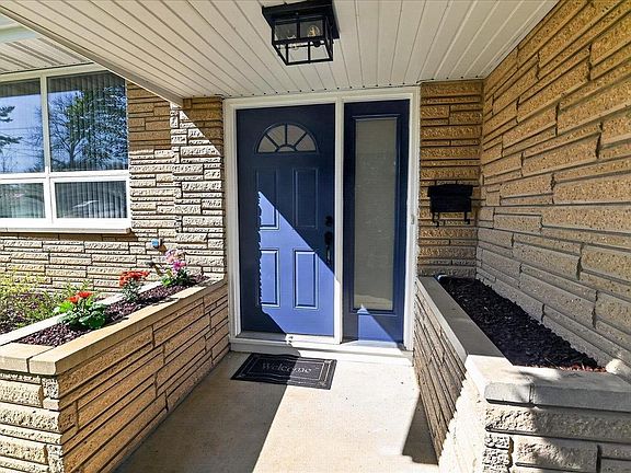 3rd image of 3422 Marcy Road