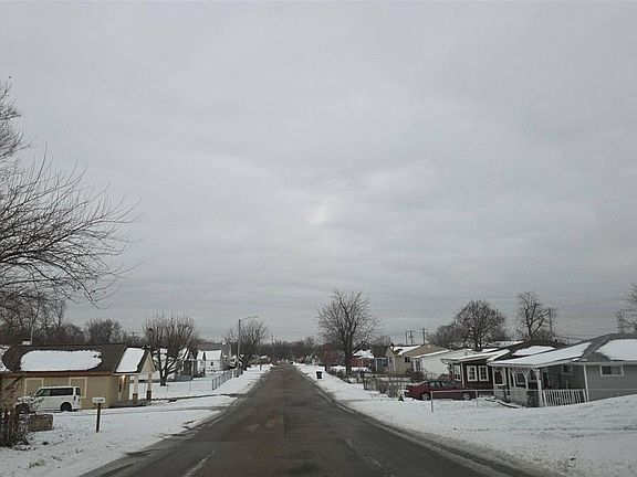 4th image of 2510 Oneida Ave