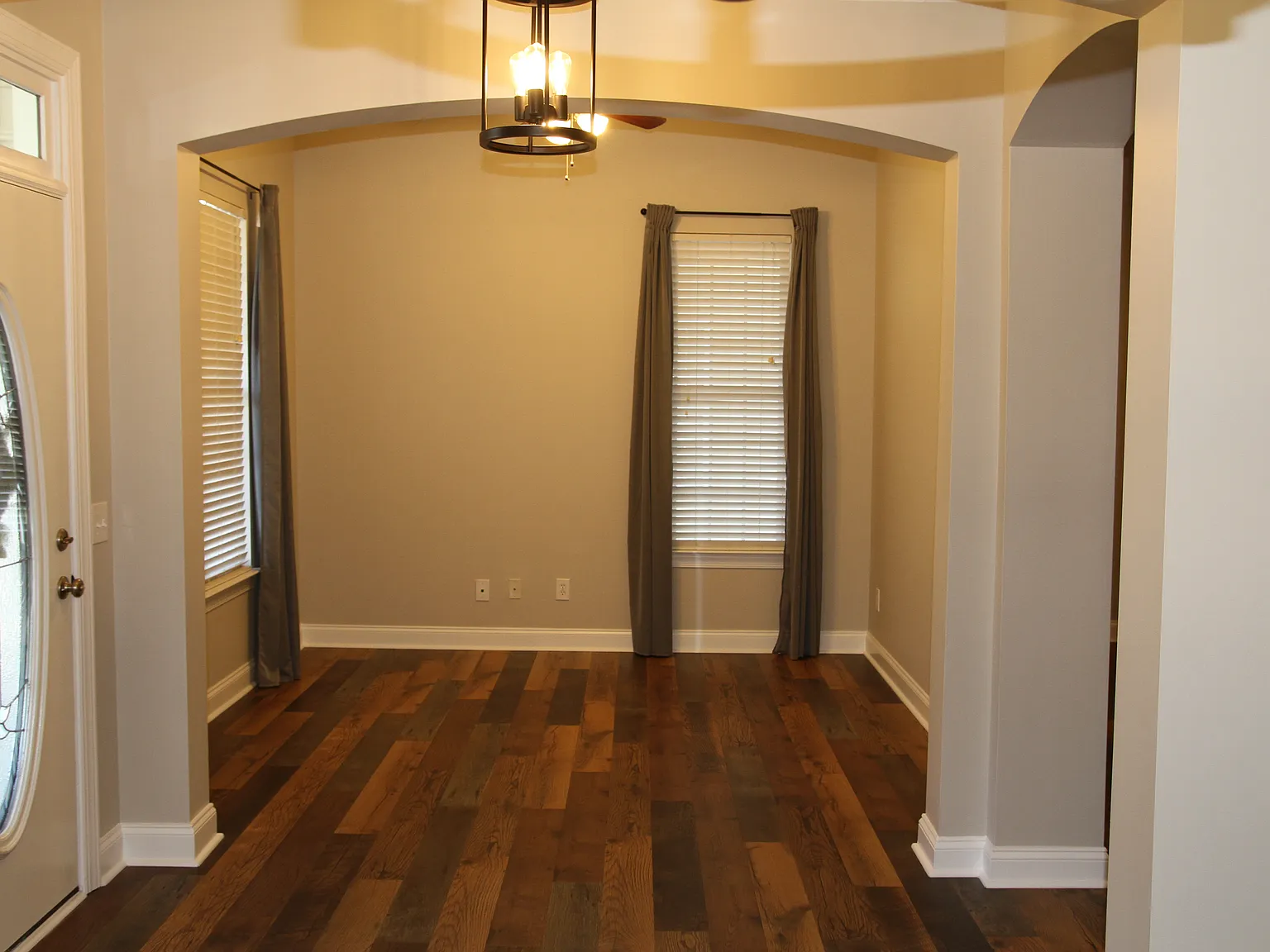 3 bed, 2.5 bath, 2064 sqft, $2,900 — Photo 4