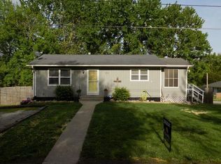 1204 Ruby St, Carrollton, MO 64633