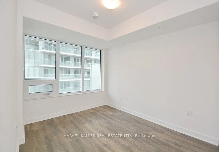 195 Redpath Ave #1413 — Photo 4