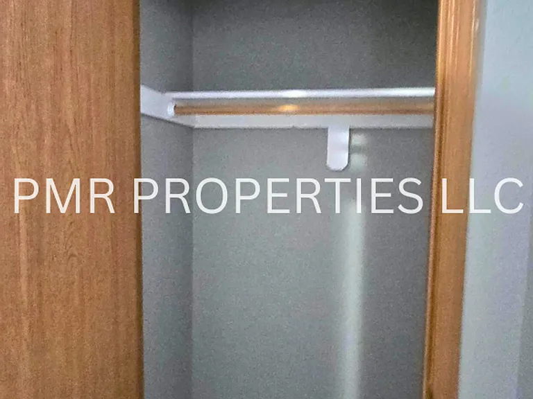 1604 Jules St — Photo 7