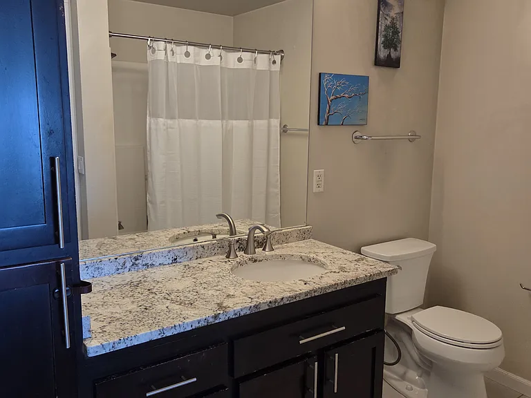 2607 Western Ave #606 — Photo 8