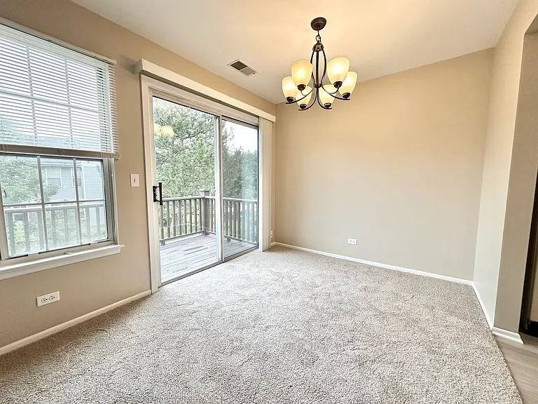 1202 Clearview Ct — Photo 6