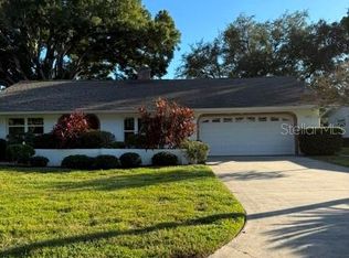 1591 San Christopher Dr, Dunedin, FL 34698