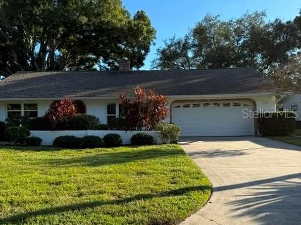 1591 San Christopher Dr, Dunedin, FL 34698