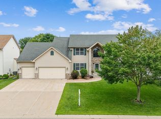 9714 Hillside Trl S, Cottage Grove, MN 55016