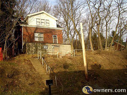 226 Evergreen Ave