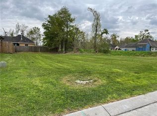 405 Ashton Oaks Ln, Luling, LA 70070