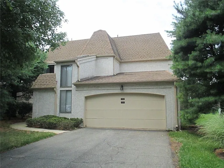 74 Park Gate Dr — Photo 14