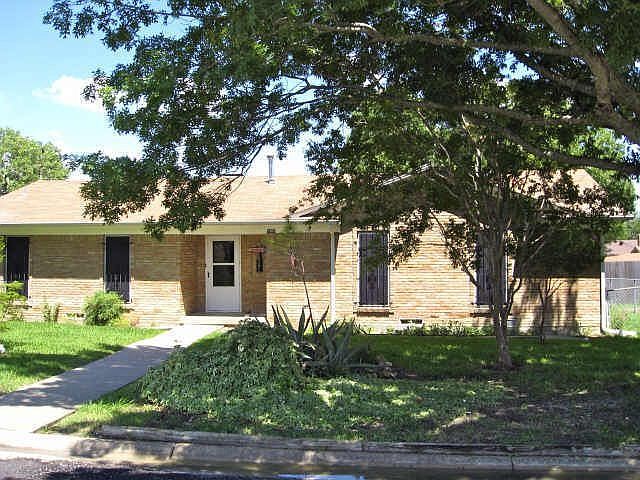 1st image of 1507 El Camino Cir