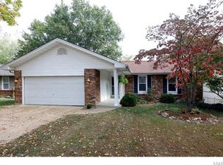 533 Red Bridge Ct, Ballwin, MO 63021