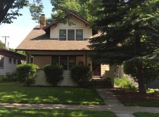 1333 Osceola Ave, Saint Paul, MN 55105