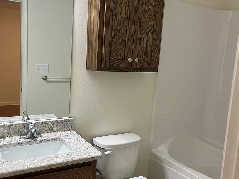 1004 Merritt St #1004 — Photo 8
