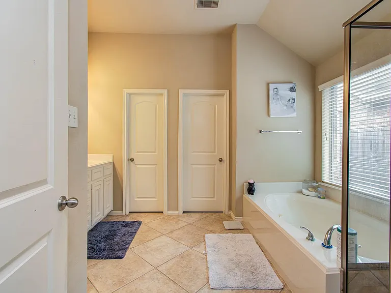 13312 Highland Lake Ln — Photo 23