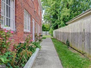 506 Eastern Ave NE APT 202, Washington, DC 20019