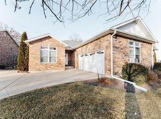 12083 Fairway Cir, Rolla, MO 65401