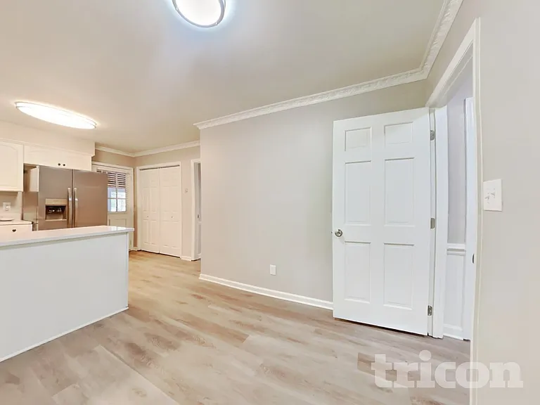 2309 Pastille Ln — Photo 6