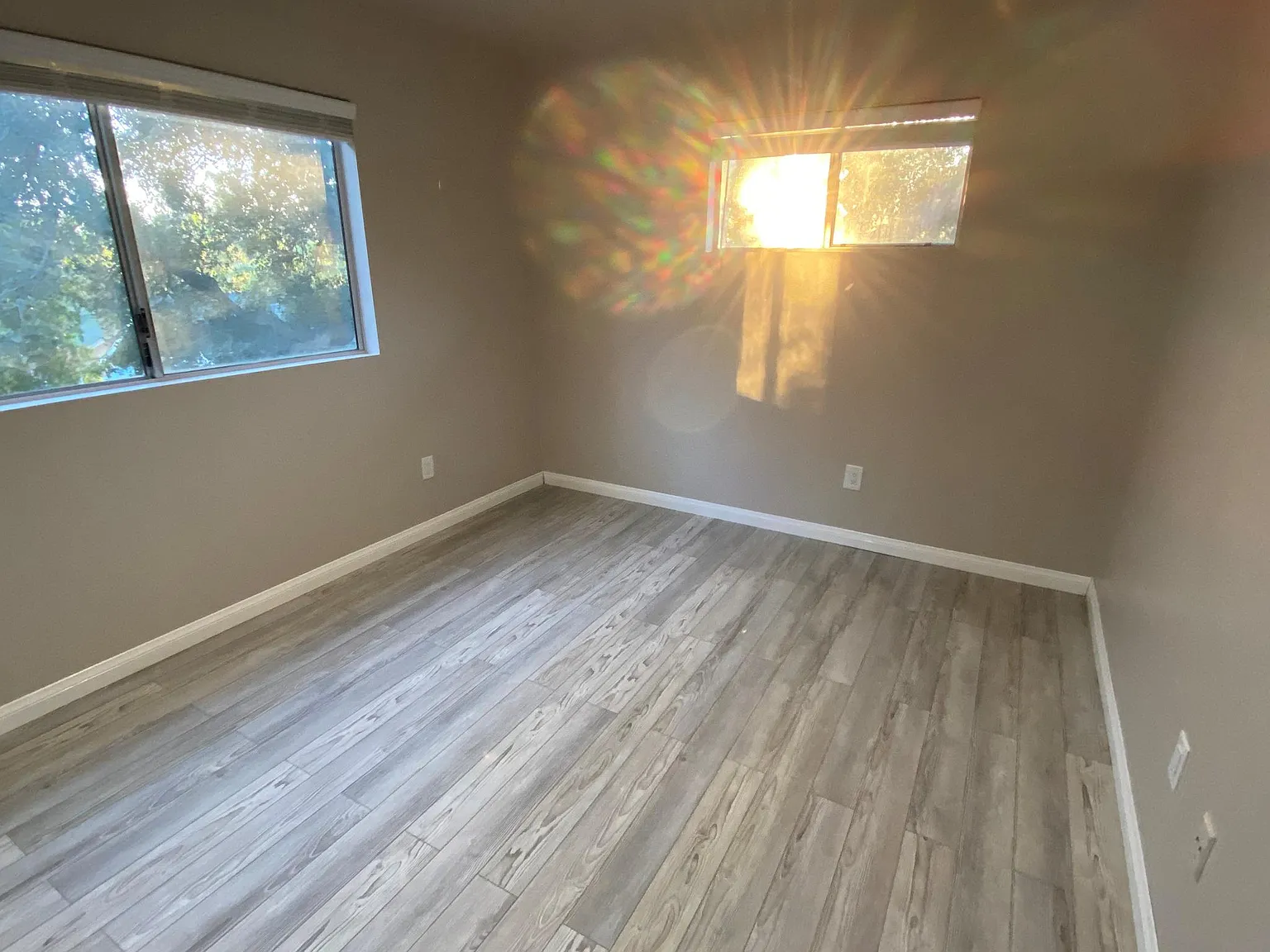 836 Valley Rd — Photo 4