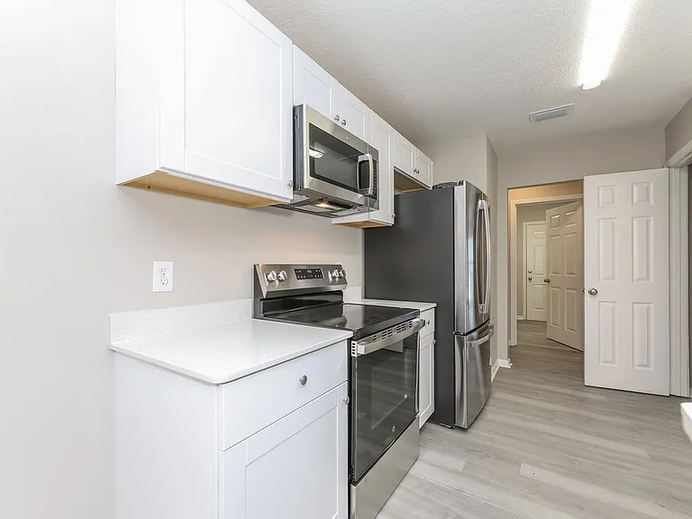 1125 Arcaro Ct — Photo 8