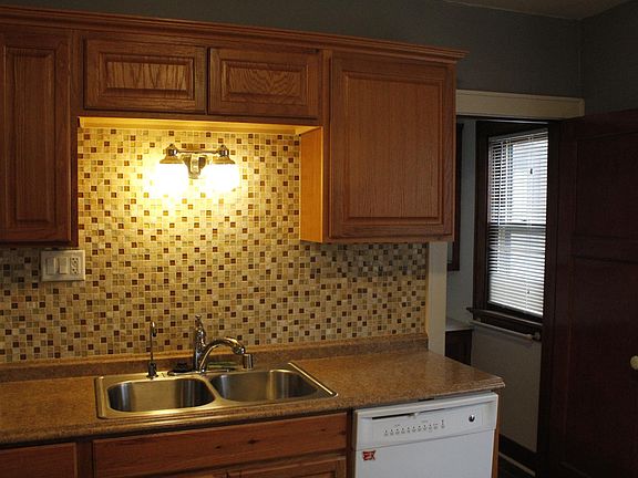 5th image of 6421 W Wisconsin Ave