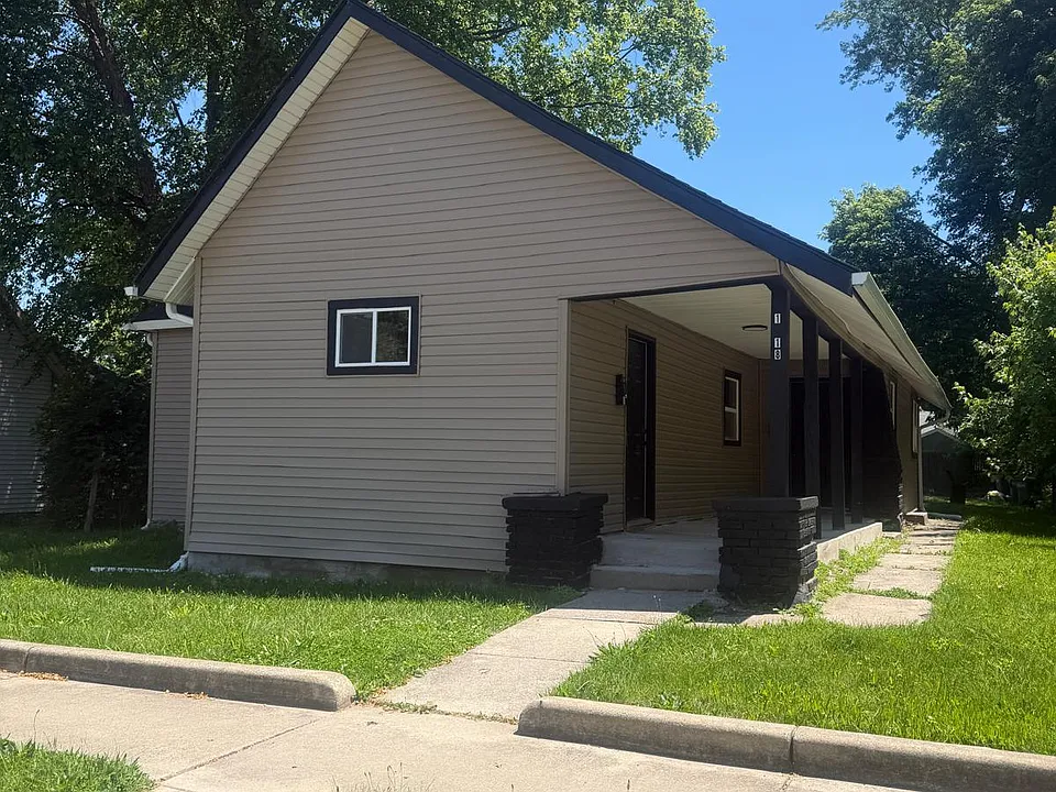 1718 N Lafountain St #1