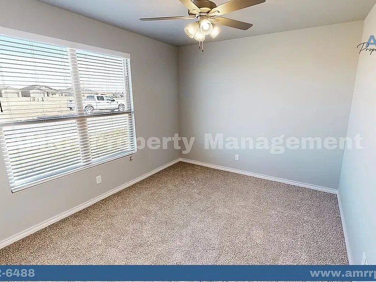5803 Waverly Ave — Photo 7