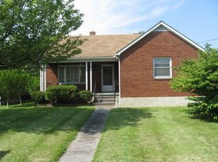 214 S Craig Ave, Covington, VA 24426
