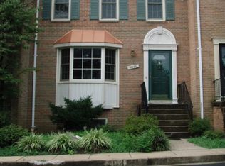8535 Hilltop Rd, Vienna, VA 22180