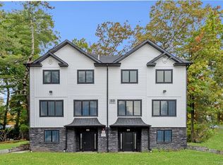 33 N Rigaud Rd, Spring Valley, NY 10977