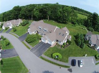 58 Ridgefield Dr #32, Gorham, ME 04038