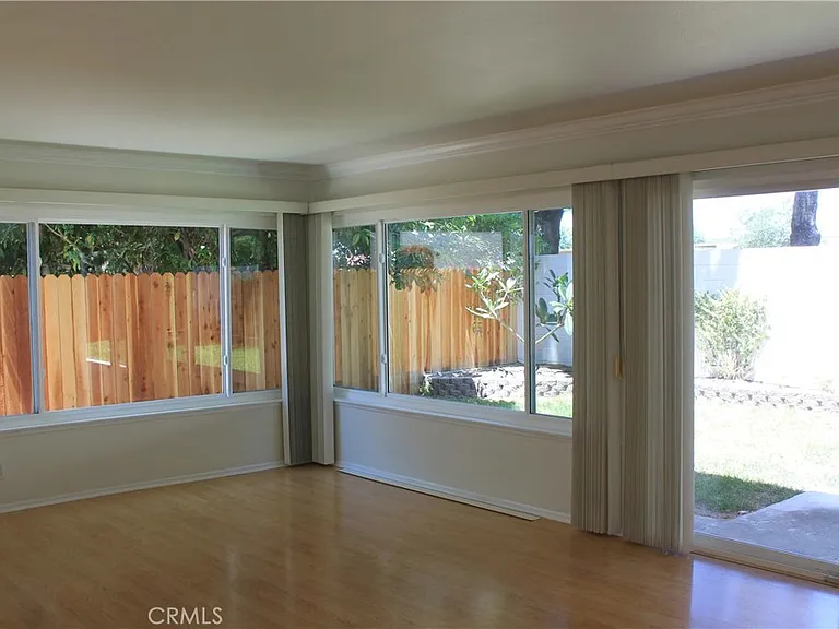 3881 Hendrix St — Photo 17