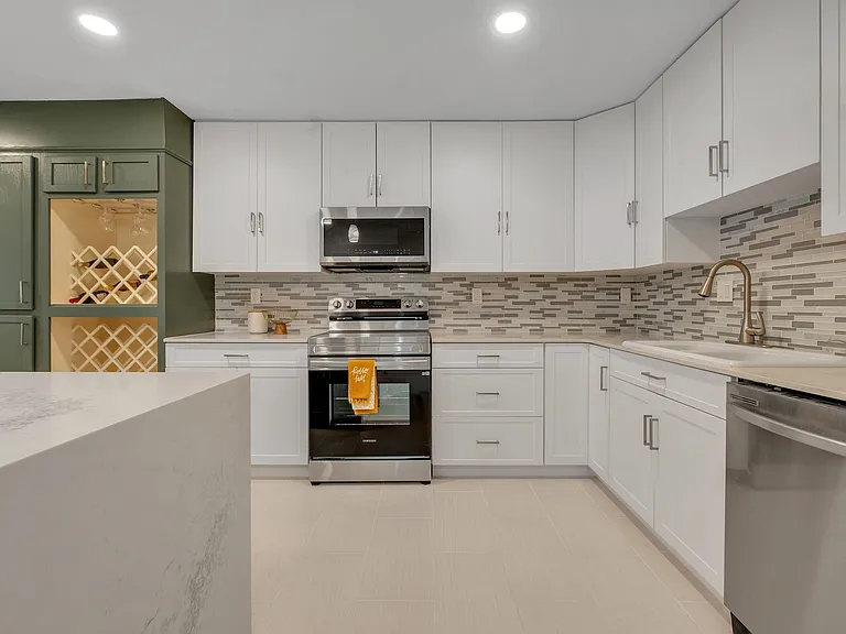 7916 Skipper Ln — Photo 9