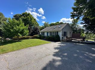 16 Winter St #A, Topsham, ME 04086