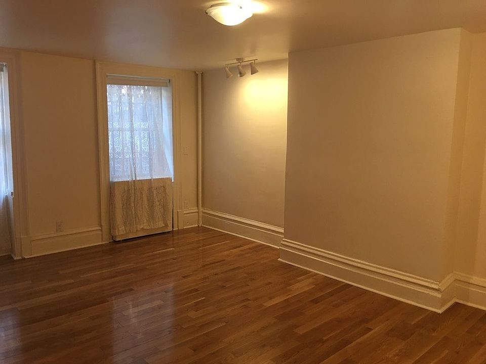 2nd image of 330 W 20th St #1