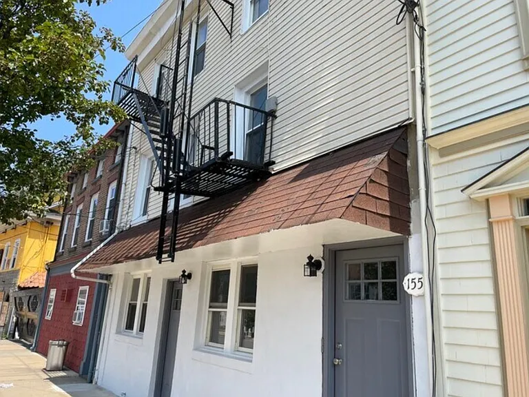 155 W Main St #3 — Photo 8