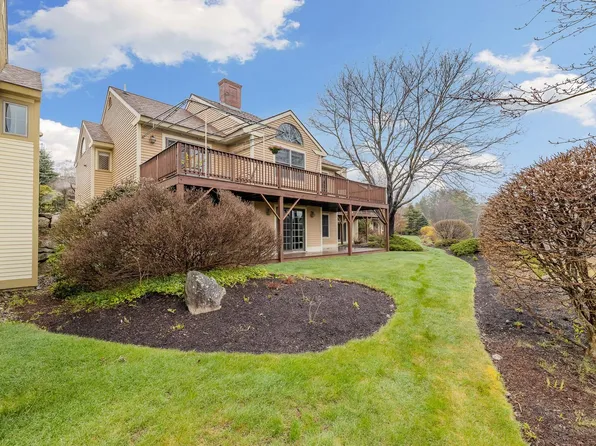 40 Highland Ridge, New London, NH 03257