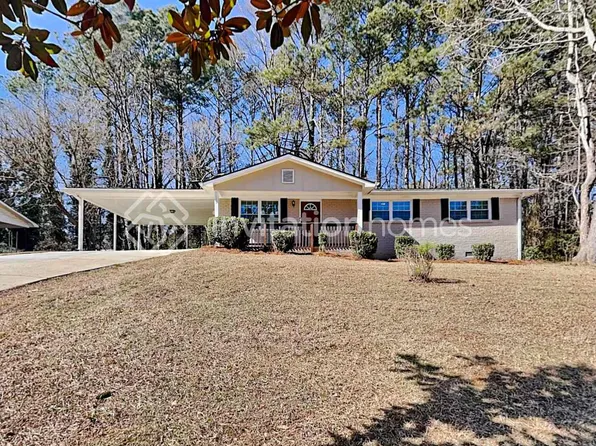 2182 Chestnut Log Loop, Lithia Springs, GA 30122