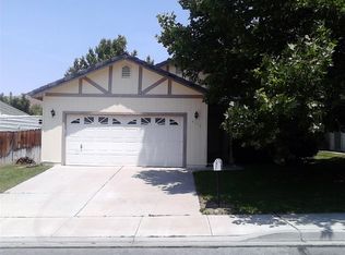 5182 Canyon Run Dr, Sparks, NV 89436