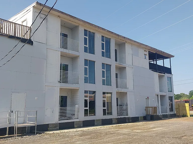 1804 N Mill St #6 — Photo 12