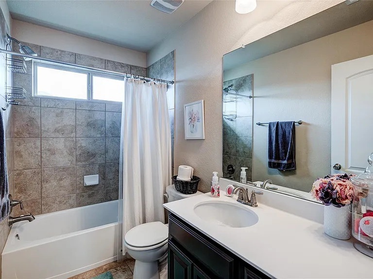 5901 Scenic Lake Dr — Photo 27