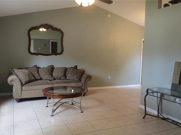 3rd image of 1424 Cedar Pine Dr